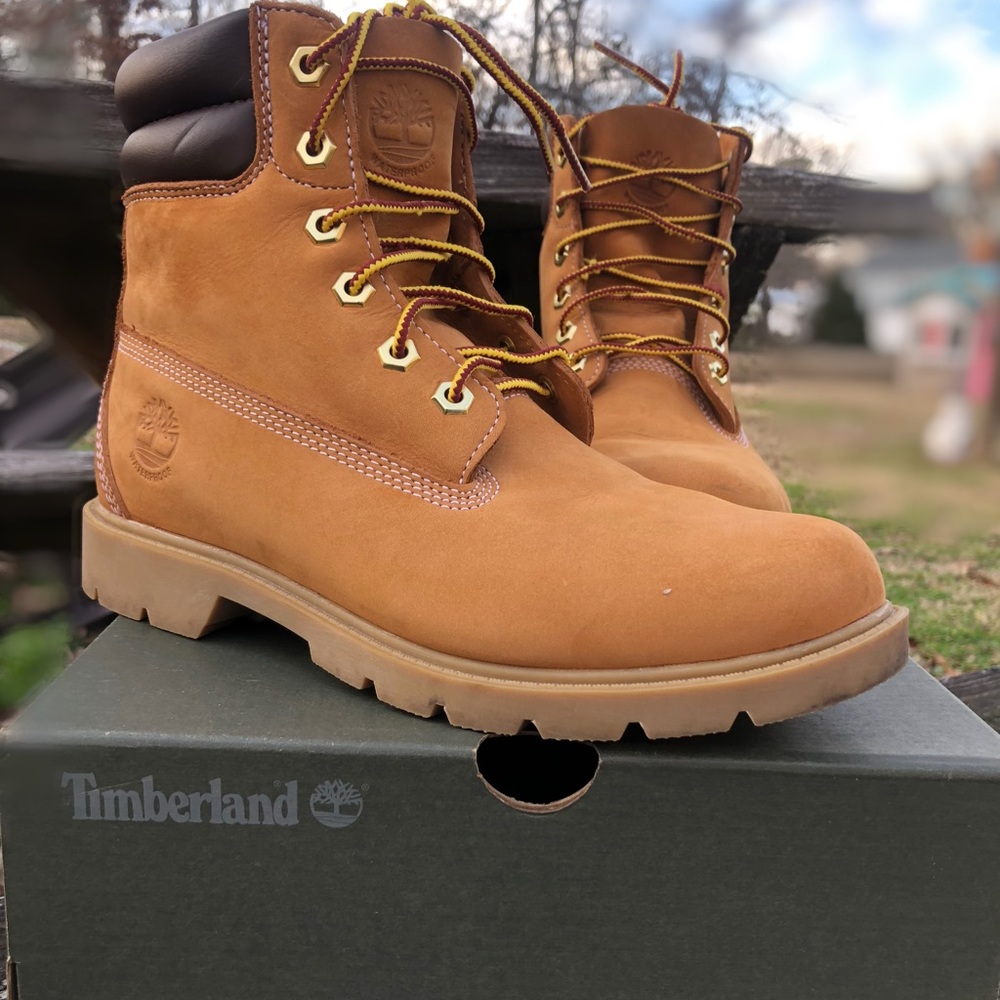 Timberland Womens Boots size 8.5